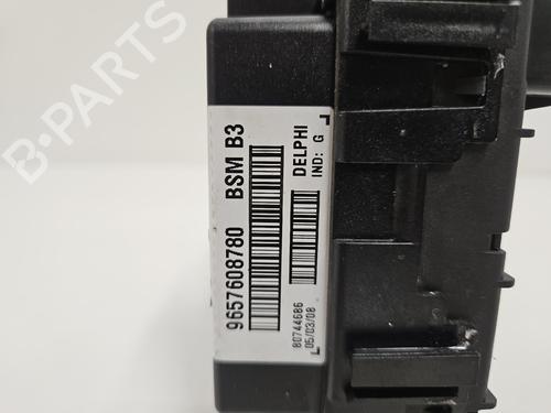Used Fuse box Fuse box 36816350 36816350