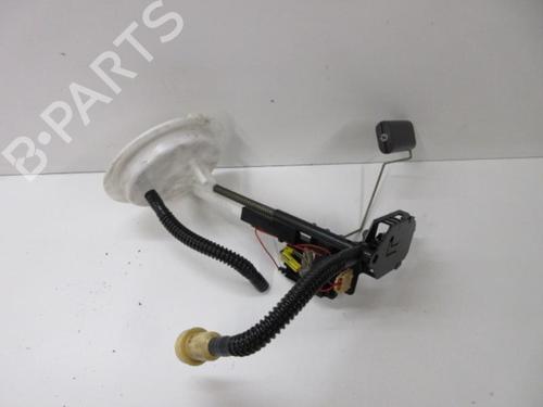 Used Fuel pump BMW 5 (E60) 525 d (177 hp) 20900478