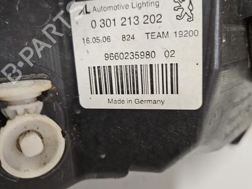 Right headlight PEUGEOT 407 (6D_) 2.0 16V (6DRFJC, 6DRFJE, 6DRFJF) | BP31019968C29