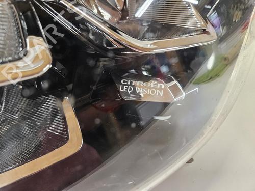 Right headlight CITROËN C3 III (SX) 1.2 THP 110 (SXHNPS, SXHNZT, SXHNZ6) | BP38274813C29 - Image 2
