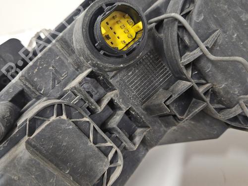 right-headlight-fiat-stilo-192_-2001-2002-2003-2004-2005-2006-2007-2008-2009-2010-26723236 main image