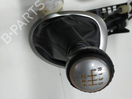 Gear lever NISSAN JUKE (F15) 1.5 dCi | BP22109323M90 