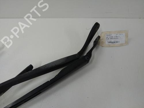 Used Front windshield wiper arm PEUGEOT 307 CC (3B) 2.0 HDi 135 (136 hp) 20899794