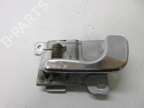 Venstre fortil invendig håndtag MITSUBISHI PAJERO II (V3_W, V2_W, V4_W, V5_W) 2.5 TD 4WD (V24W) (99 hp) 22107265