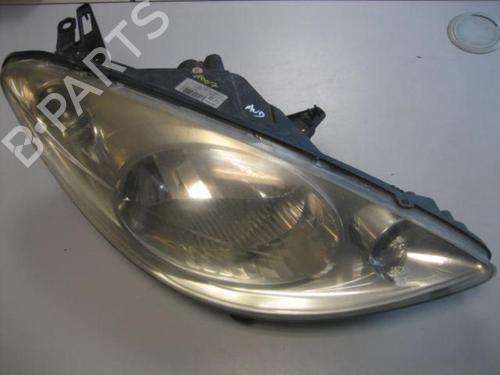 Used Right headlight PEUGEOT 1007 (KM_) 1.4 HDi (68 hp) 20903812