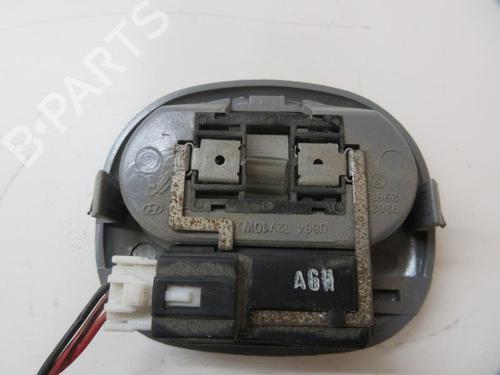 Used Interior roof light Interior roof light KIA SORENTO I (JC) 2.5 CRDi 4WD (140 hp) 22107031 22107031