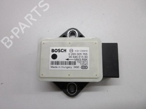 Used Electronic module Electronic module PEUGEOT 3008 I MPV (0U_) 2.0 HDi Hybrid4 (163 hp) 22107790 22107790