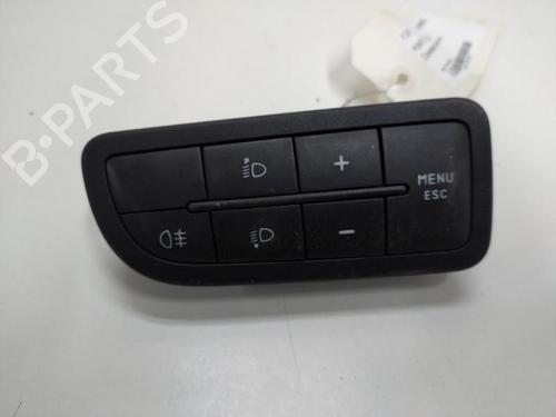 Used Headlight switch FIAT PUNTO EVO (199_) 1.3 D Multijet (199AXC1A, 199BXC1A, 199AXT1A, 199BXT1A) (75 hp) 22109495