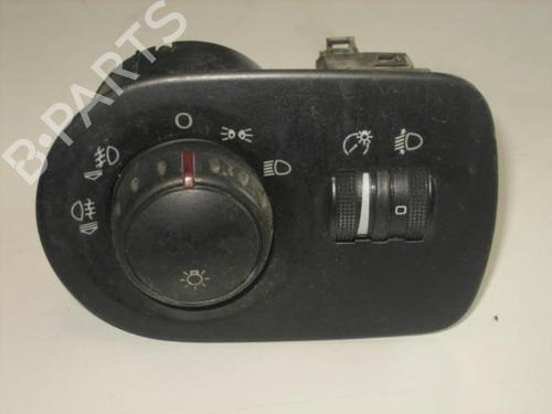 Used Headlight switch SEAT LEON (1P1) 1.9 TDI (105 hp) 22105678