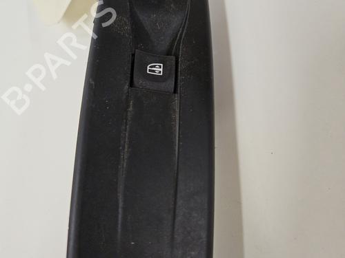 Used Right front window switch Right front window switch RENAULT LAGUNA Coupe (DT0/1) 2.0 dCi (DT01, DT08, DT09, DT0K, DT12, DT1C, DT1D, DT1M,... (150 hp) 33565748 33565748