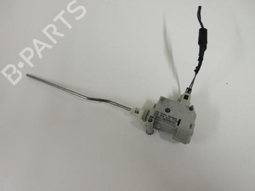 Fuel door actuator VW GOLF VI (5K1) 1.4 TSI | BP22108964E18 