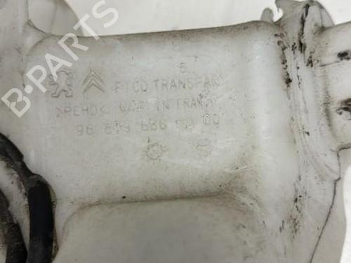 Used Windscreen washer tank Windscreen washer tank PEUGEOT 2008 I (CU_) 1.2 VTi (82 hp) 22109380 22109380