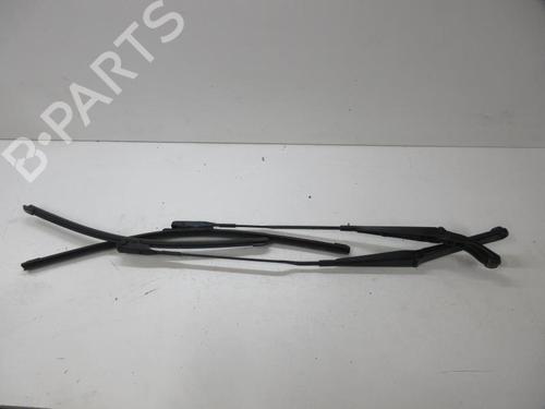 Used Front windshield wiper arm AUDI A4 B8 Avant (8K5) 2.0 TDI (143 hp) 20906534