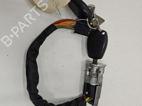 Used Ignition barrel DACIA SANDERO 1.2 16V (75 hp) 28569928