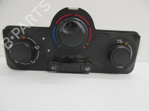 Used Climate control RENAULT CLIO III (BR0/1, CR0/1) 1.5 dCi (BR17, CR17) (86 hp) 20895597