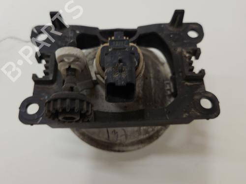 Used Right front fog light Right front fog light PEUGEOT 5008 (0U_, 0E_) 1.6 HDi (112 hp) 33165059 33165059