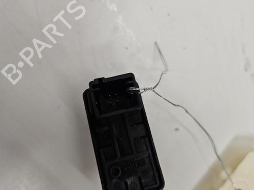 Used Left front window switch Left front window switch CITROËN BERLINGO MULTISPACE (B9) 1.6 HDi 110 (109 hp) 30865146 30865146