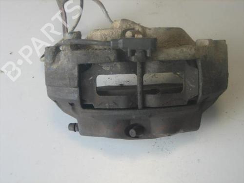 Used Right front brake caliper Right front brake caliper MERCEDES-BENZ T1 Bus (602) 308 D 2.3 (79 hp) 22105780 22105780