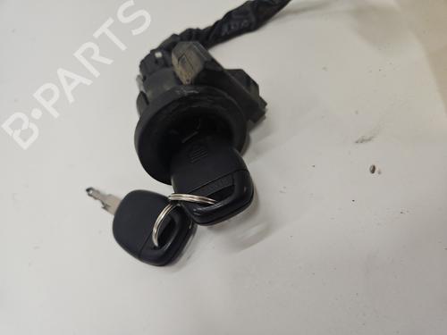 Used Ignition barrel Ignition barrel RENAULT CLIO II (BB_, CB_) [1998-2016] 33834730 33834730