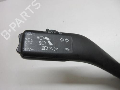 Used Steering column stalk VW TOURAN (1T1, 1T2) 2.0 TDI 16V (140 hp) 21192970