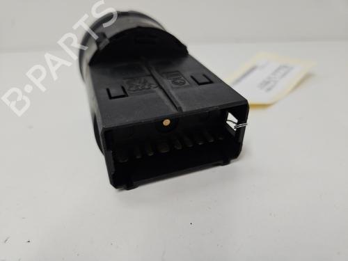 Used Headlight switch Headlight switch VW GOLF IV (1J1) 1.6 (100 hp) 32518827 32518827