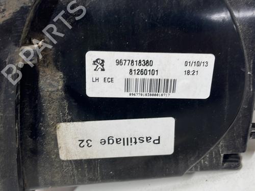 Used Left tailgate light Left tailgate light PEUGEOT 308 II (LB_, LP_, LW_, LH_, L3_) 1.6 THP 125 (125 hp) 25149438 25149438