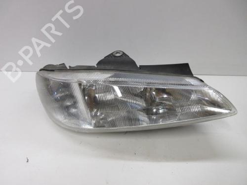 Used Right headlight Right headlight PEUGEOT 406 (8B) 1.9 TD (90 hp) 33311749 33311749