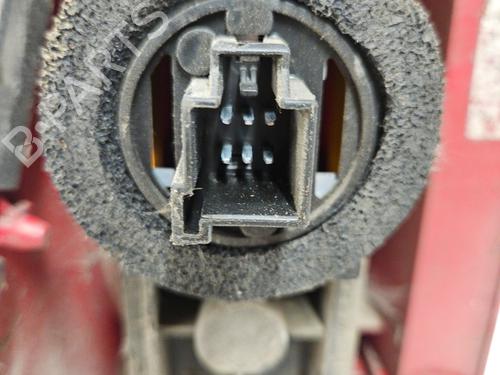 right-taillight-ford-focus-i-turnier-dnw-16-16v-1233322-1999-2000-2001-2002-2003-2004-2005-2006-2007-20895316 main image