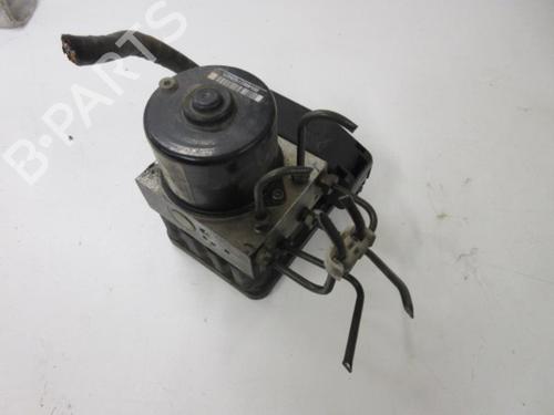 Used ABS pump FORD FIESTA V (JH_, JD_) 1.4 TDCi (68 hp) 20894951