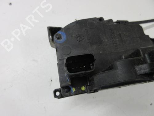 Serrure avant droite RENAULT MEGANE III Grandtour (KZ0/1) 1.5 dCi (KZ09, KZ0D, KZ1G, KZ29, KZ14, KZ1W, KZ10, KZ1F,... (110 hp) 20889631
