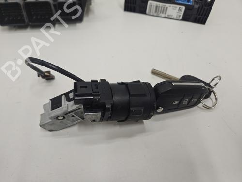 Used Electronic module Electronic module PEUGEOT 2008 I (CU_) 1.2 VTi (82 hp) 32870705 32870705