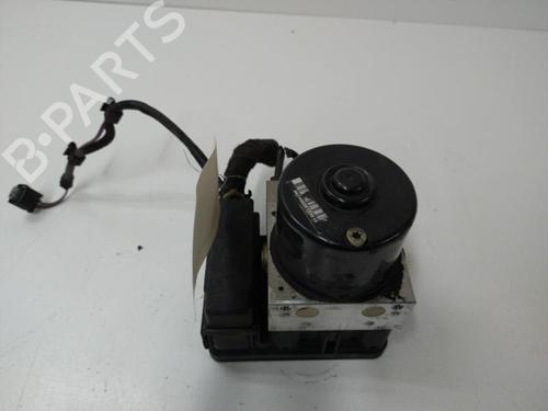 Used ABS pump VW BORA I (1J2) 1.9 TDI (101 hp) 20894167