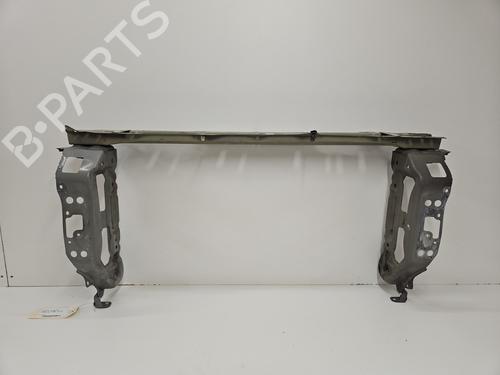 Used Crossmember TOYOTA YARIS (_P13_) 1.5 Hybrid (NHP130_, NHP130) (101 hp) 26436719
