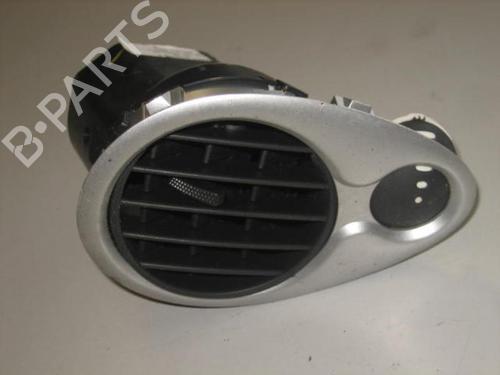 Used Air vent RENAULT CLIO III (BR0/1, CR0/1) 1.5 dCi (C/BR0G, C/BR1G) (68 hp) 22105587