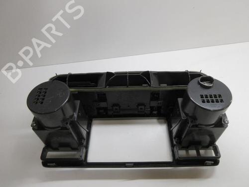 Used Air vent NISSAN X-TRAIL I (T30) 2.2 Di 4x4 (114 hp) 22108046