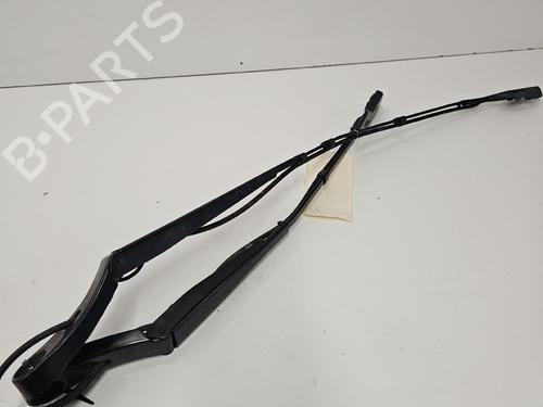 Used Front windshield wiper arm Front windshield wiper arm PEUGEOT 5008 II (MC_, MJ_, MR_, M4_) 1.2 THP (MRHNYH, MRHNYW, MRHNSJ, MRHNSU, MRHNSM) (131 hp) 34521420 34521420