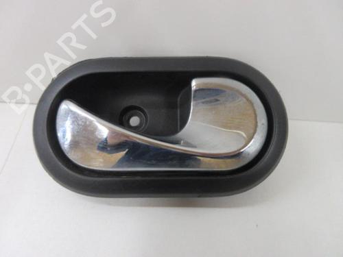 Used Front right interior door handle Front right interior door handle 20906863 20906863
