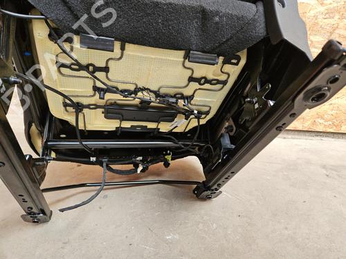 Right front seat RENAULT KADJAR (HA_, HL_) 1.5 BLUE dCi 115 (HLA6) | BP29372212C16 - Image 2