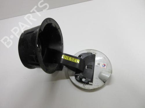 Fuel flap PEUGEOT 3008 I MPV (0U_) 2.0 HDi Hybrid4 | BP20909015C131 