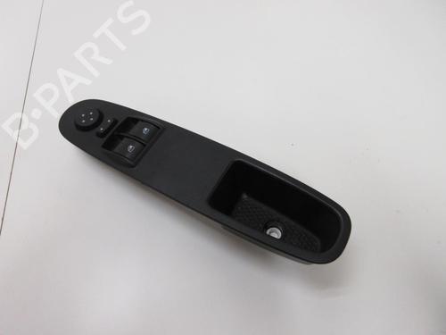 Used Left front window switch FIAT PUNTO EVO (199_) 1.2 (65 hp) 20905911