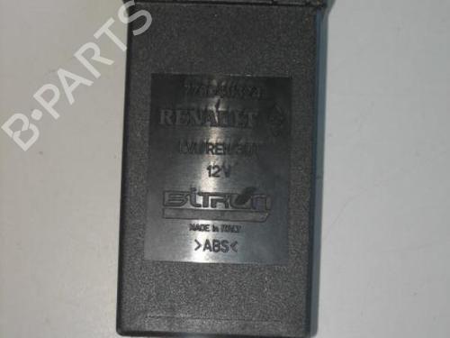 Used Electronic module RENAULT SAFRANE II (B54_) 2.2 dT (B54G) (113 hp) 22105317