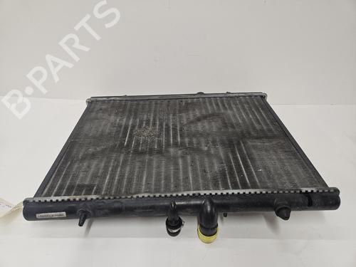 Used Water radiator Water radiator 37283469 37283469