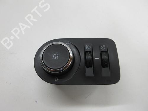 Used Headlight switch Headlight switch OPEL CORSA E (X15) 1.3 CDTI (08, 68) (75 hp) 22108554 22108554