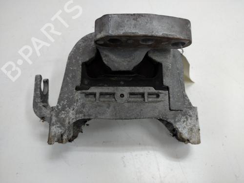 Used Engine mount CHEVROLET ORLANDO (J309) 2.0 D (163 hp) 20899216