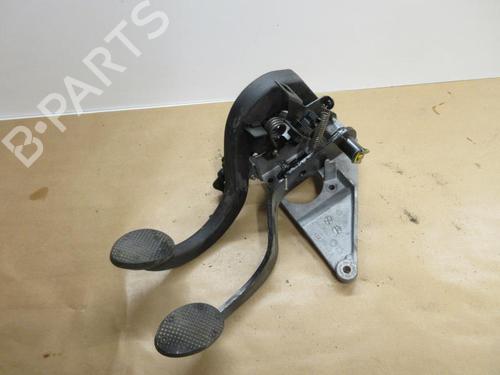 Used Pedal Pedal MINI MINI (R50, R53) Cooper (116 hp) 22108025 22108025