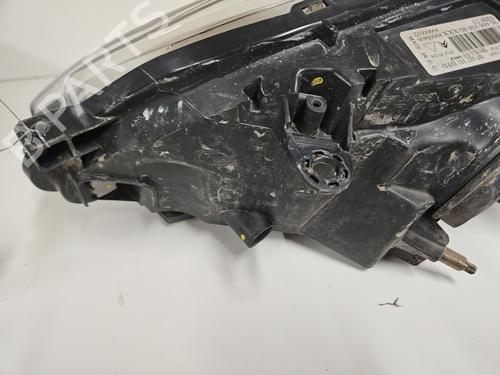 Right headlight CITROËN C4 I (LC_) 1.6 HDi | BP27330145C29 