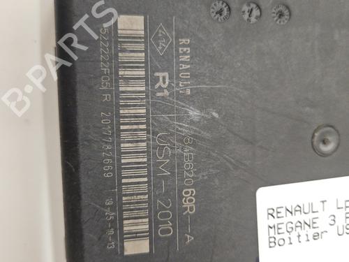 Used Fuse box Fuse box RENAULT MEGANE III Hatchback (BZ0/1_, B3_) [2008-2026] 33843572 33843572