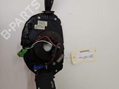 Used Steering column stalk RENAULT MEGANE II Estate (KM0/1_) 1.5 dCi (KM02, KM13) (101 hp) 30715444