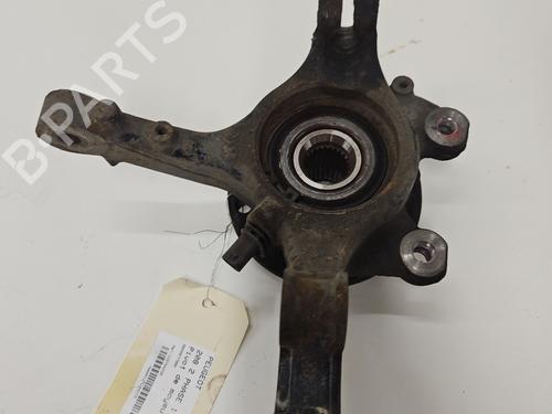 Used Right front steering knuckle Right front steering knuckle PEUGEOT 208 II (UB_, UP_, UW_, UJ_) 1.2 PureTech 100 (101 hp) 33834656 33834656