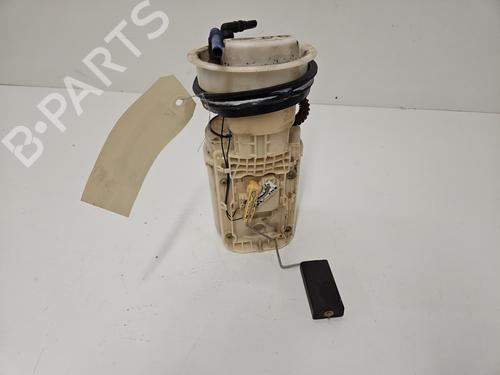 Used Fuel pump VW GOLF IV (1J1) 1.6 (100 hp) 32664549